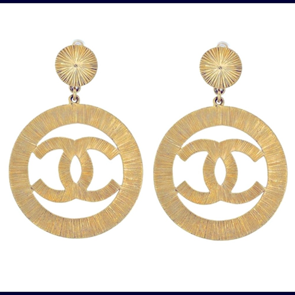 Beautiful Vintage Chanel Earrings!